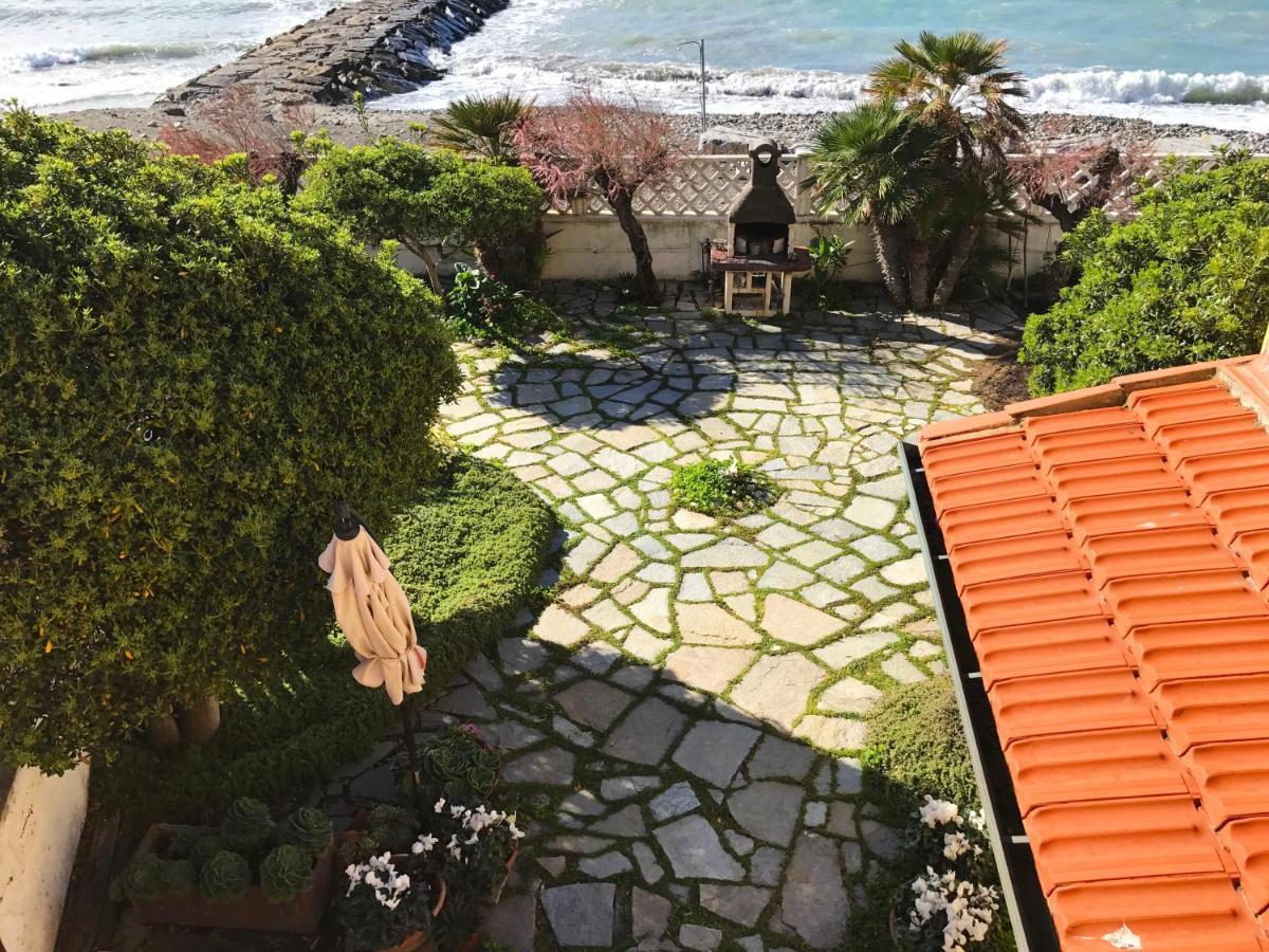 Il Giardino Sul Mare B&B Riva Ligure Bagian luar foto